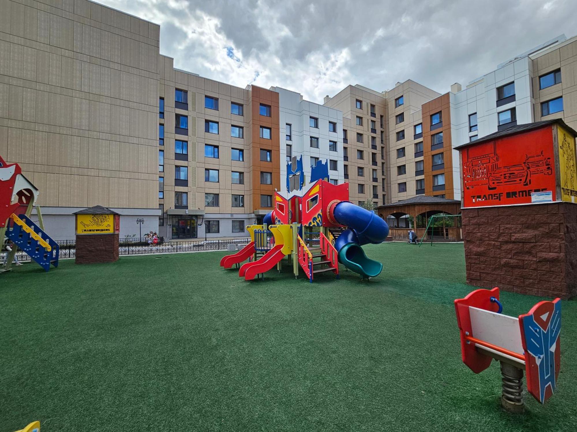 Ernaz Plus Apartments-Expo-Boulevard 130 Nur-Sultan  Exterior photo